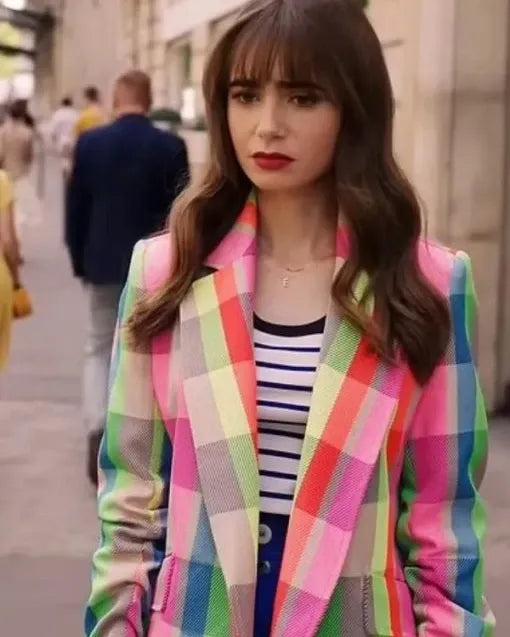Emily Cooper S03 blazer