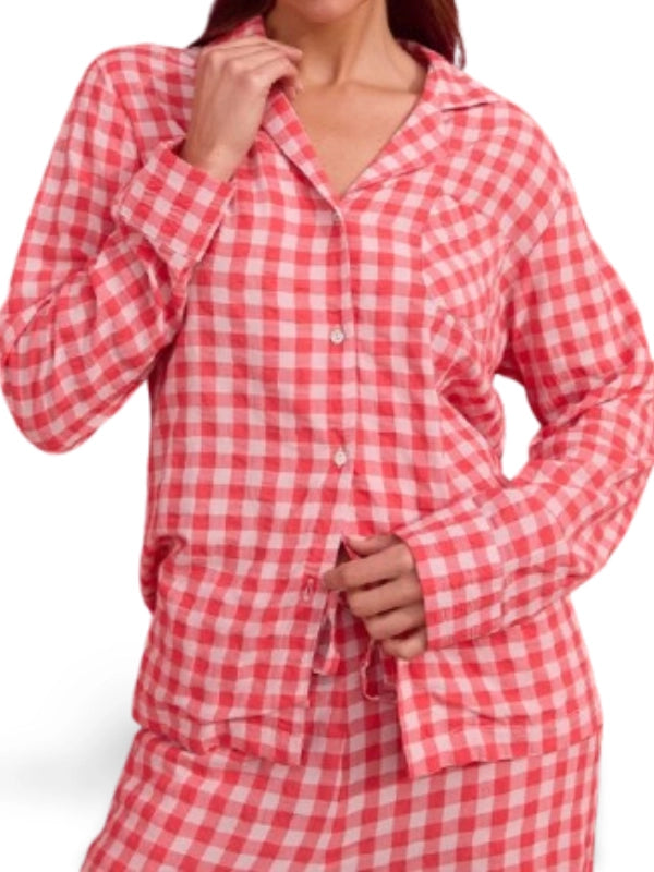Leanne-Morgan-TV-Series-Leanne-2025-Leanne-Murphy-Gingham-Checked-Pajamas-Set-Red